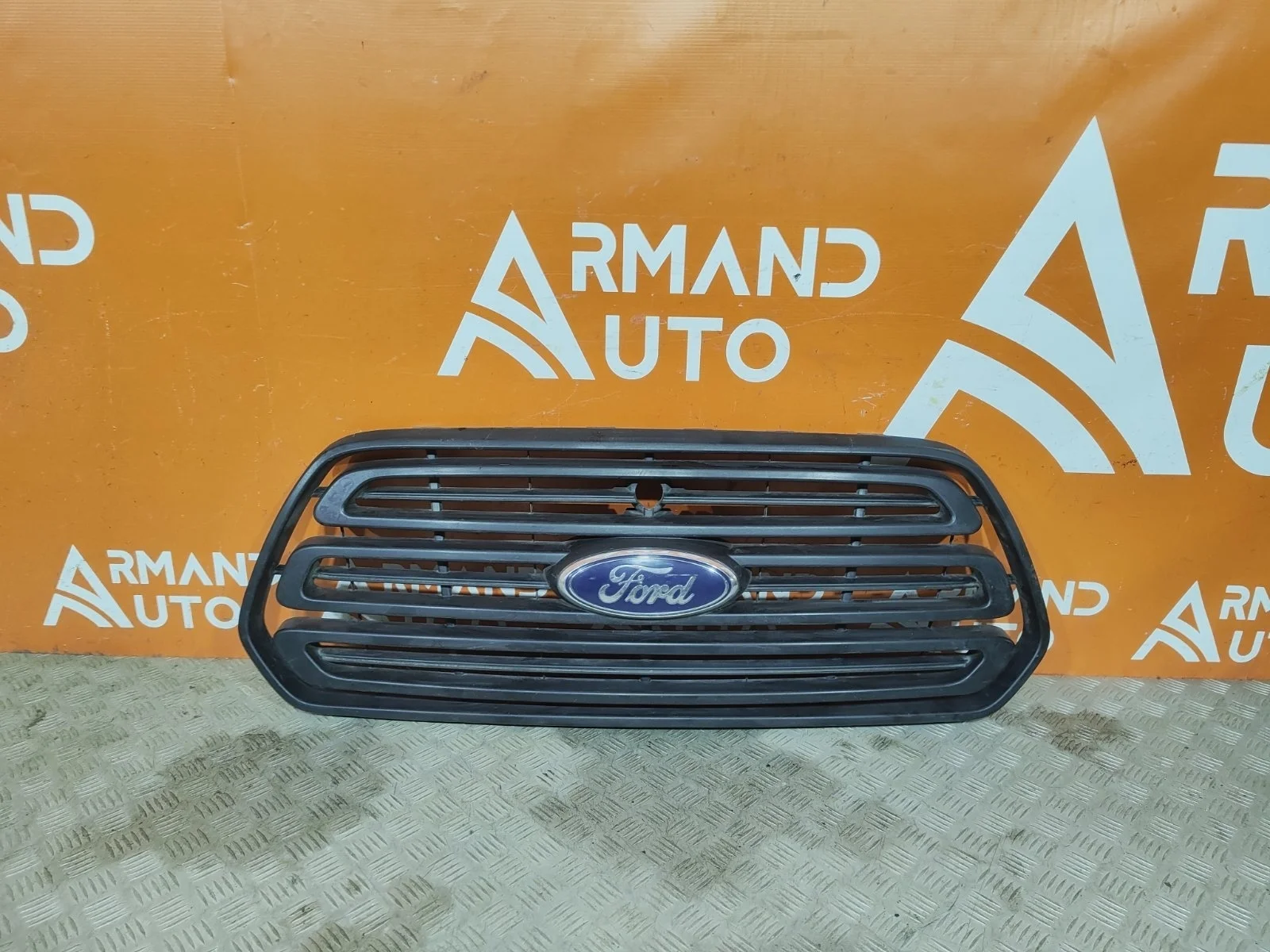 Решетка радиатора Ford Transit 2014-нв 7 TTG