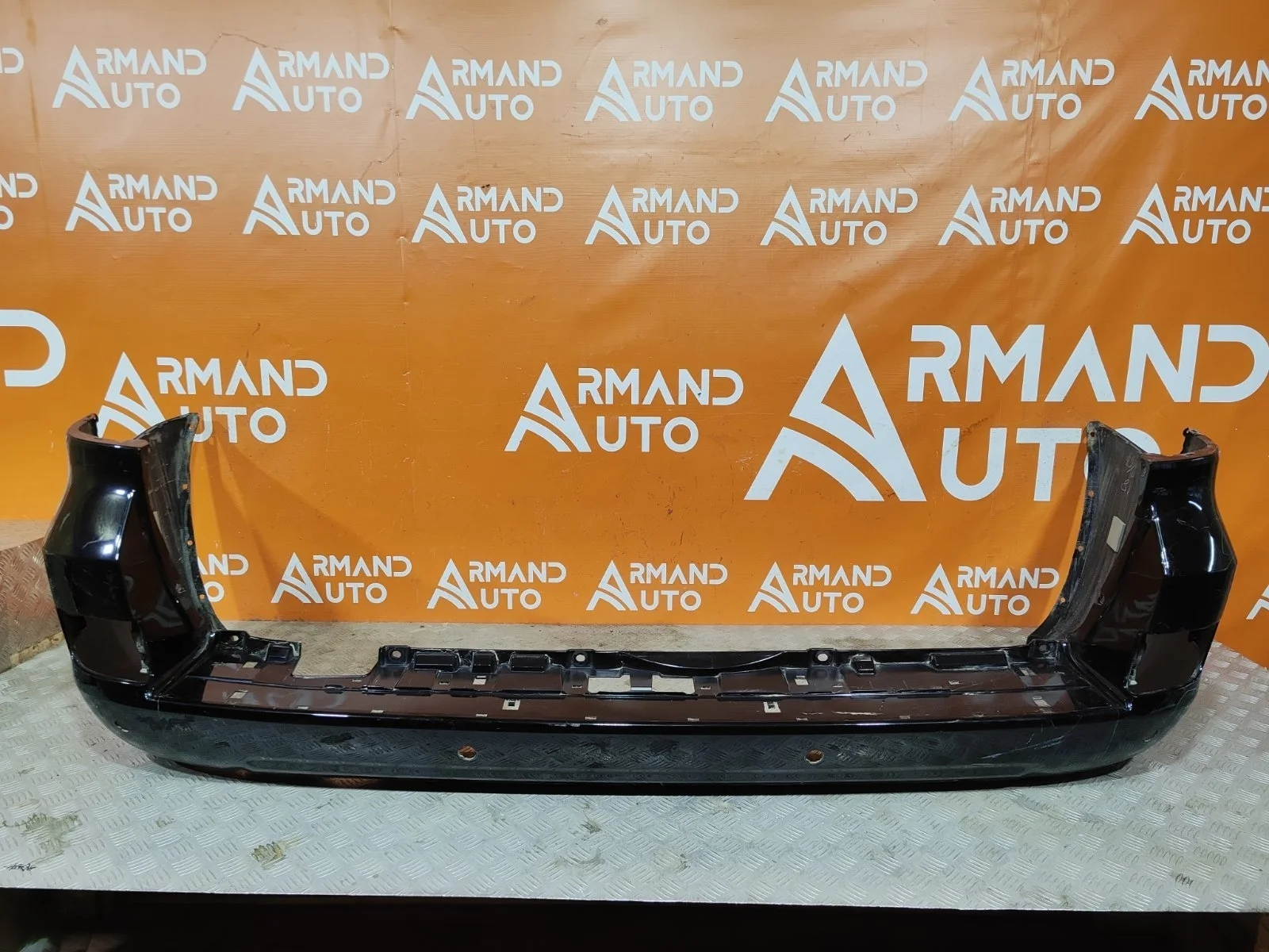 Бампер Toyota Land Cruiser 2015-2021 200
