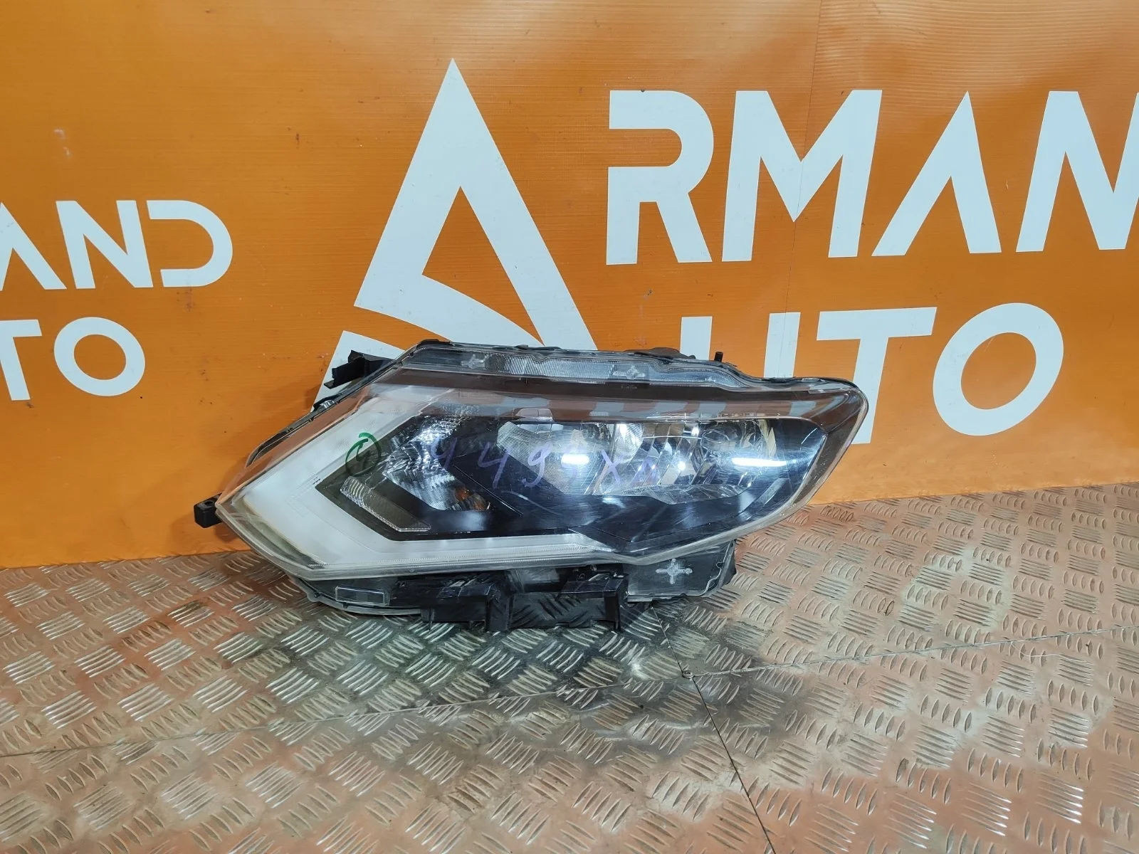 Фара Nissan X-Trail 2017-2022 3 T32