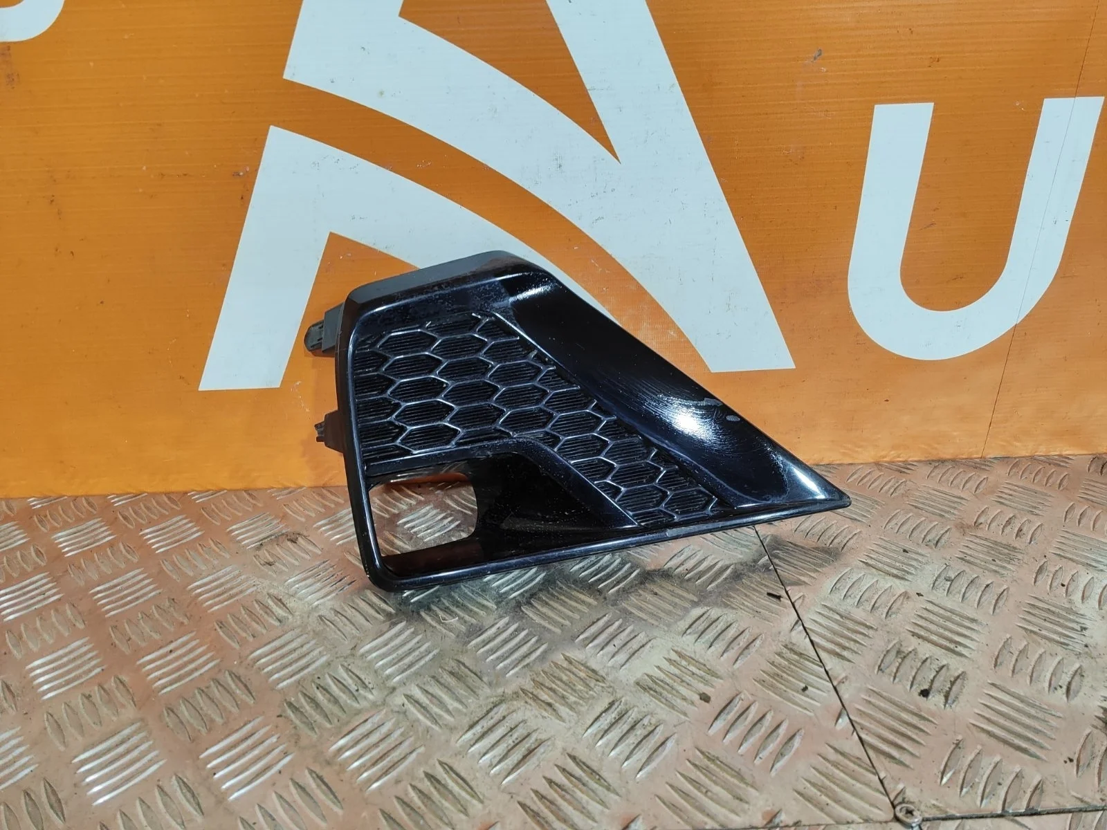 Окантовка птф Toyota Land Cruiser Prado 2020-нв 150