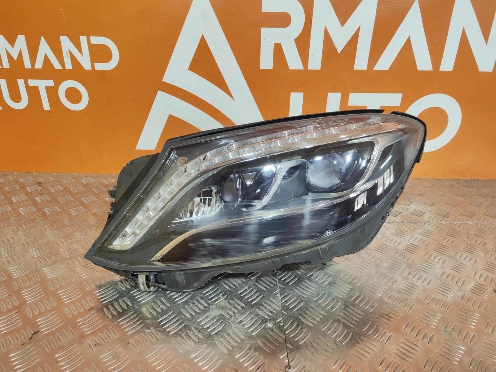 Фара Mercedes -Class 2013-2017 W222