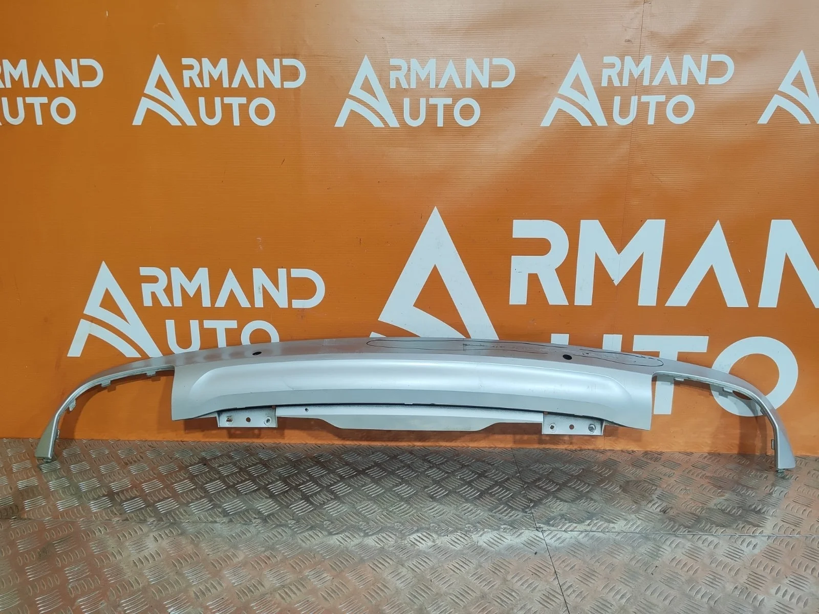 Накладка юбки бампера Volvo XC90 2014-нв