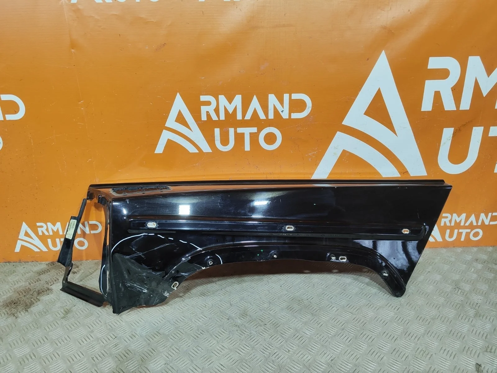 Крыло Mercedes G-Class 2018-нв W463