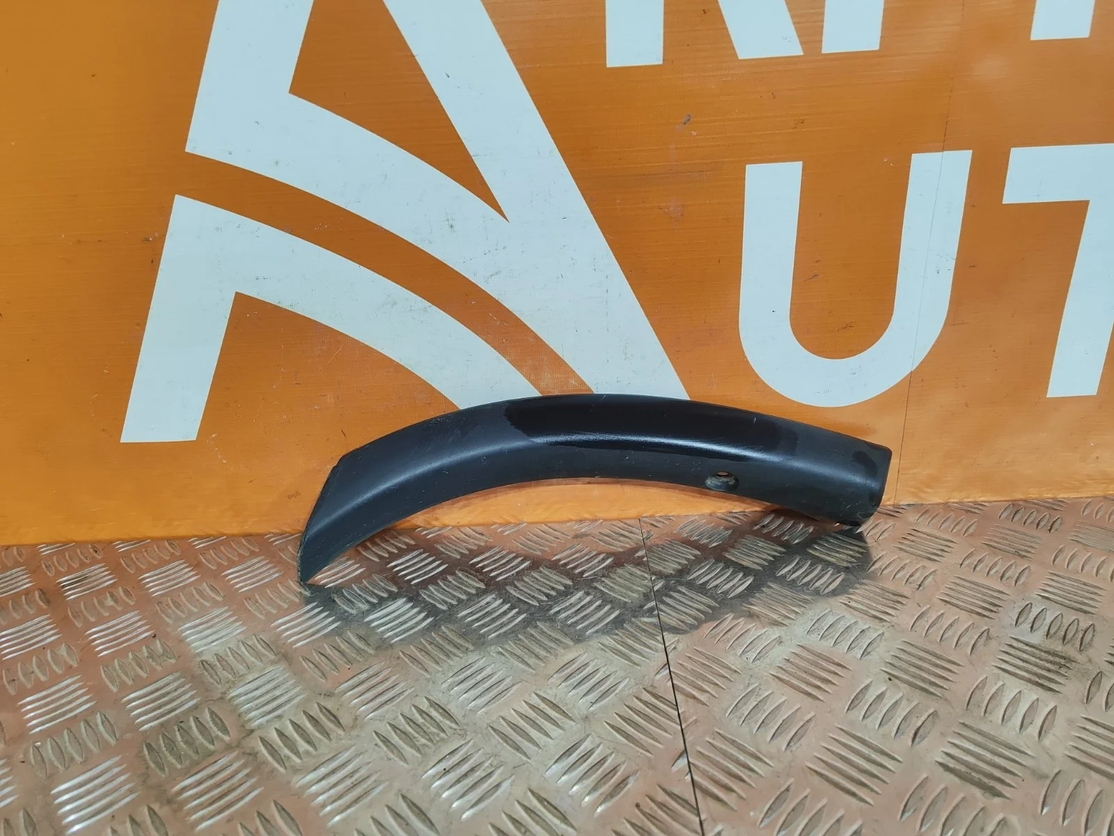 Расширитель бампера Mitsubishi Outlander 2014-2018 3