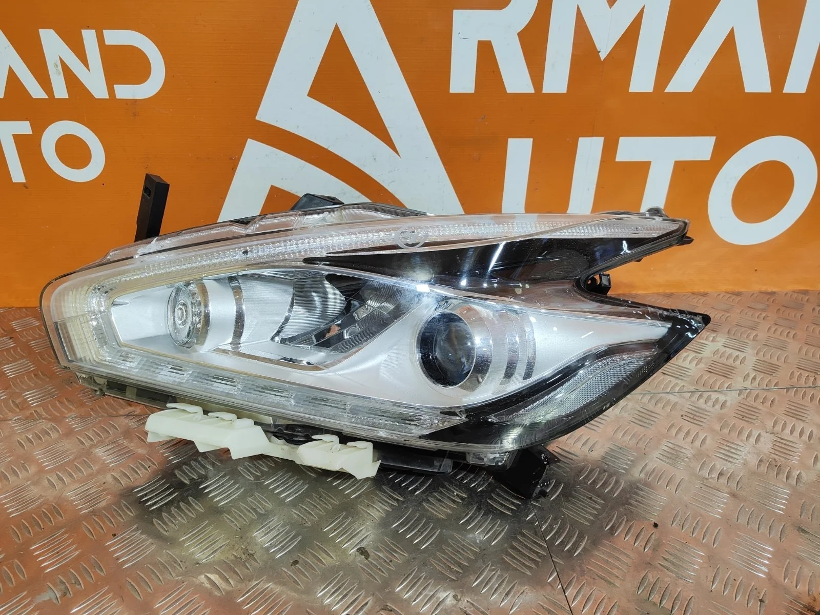 Фара Nissan Murano 2014-нв Z52