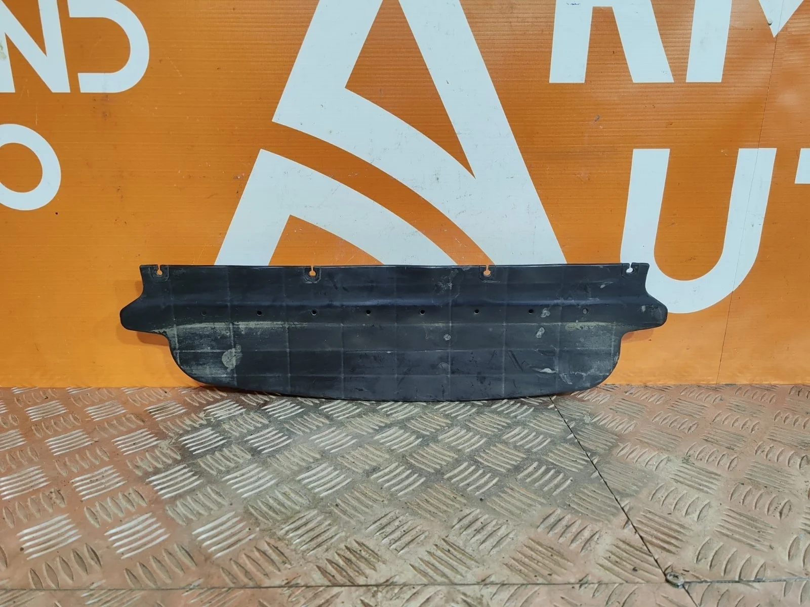 Кожух радиатора Kia Rio 2017-нв 4 FB