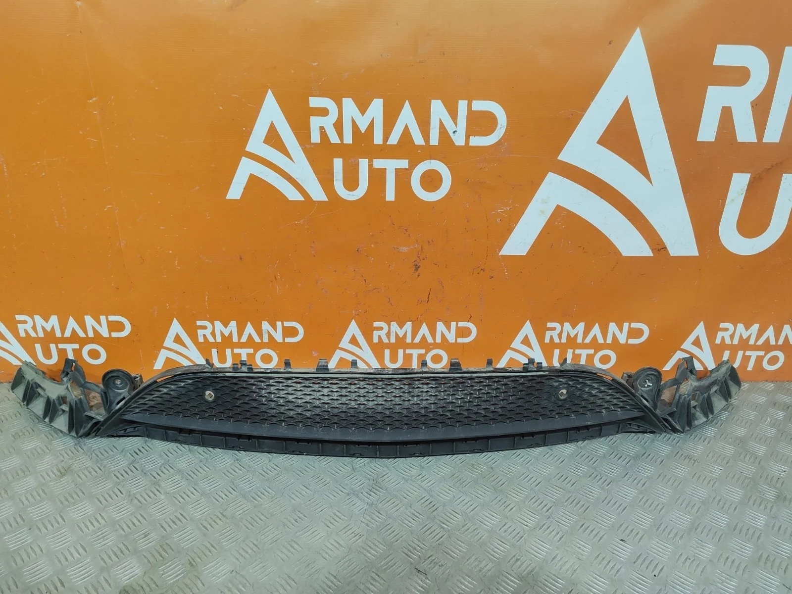 Кронштейн бампера Mercedes -Class 2016-2020 W213, S213, C238