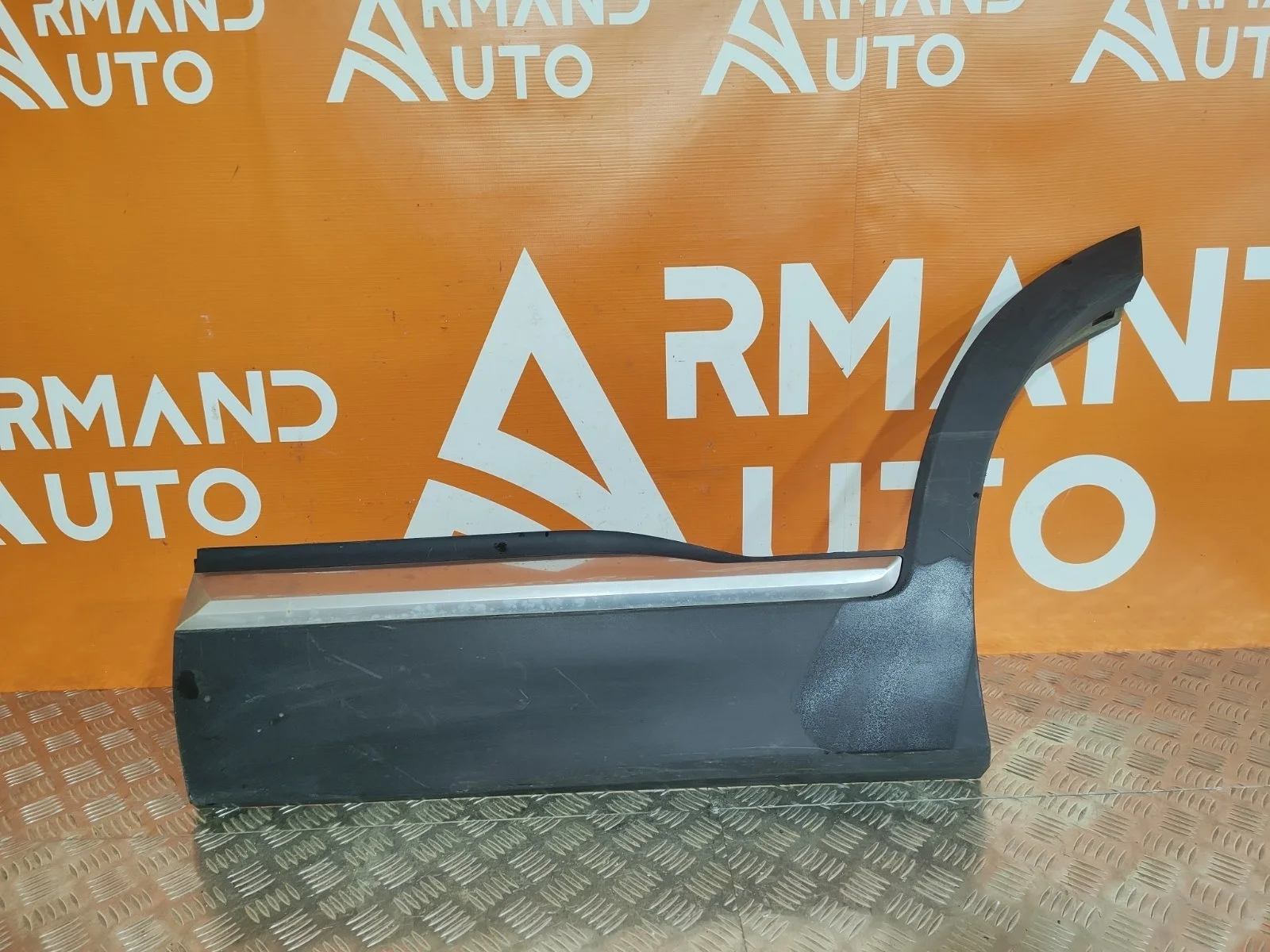 Молдинг двери Hyundai Santa Fe 2018-2021 4 TM