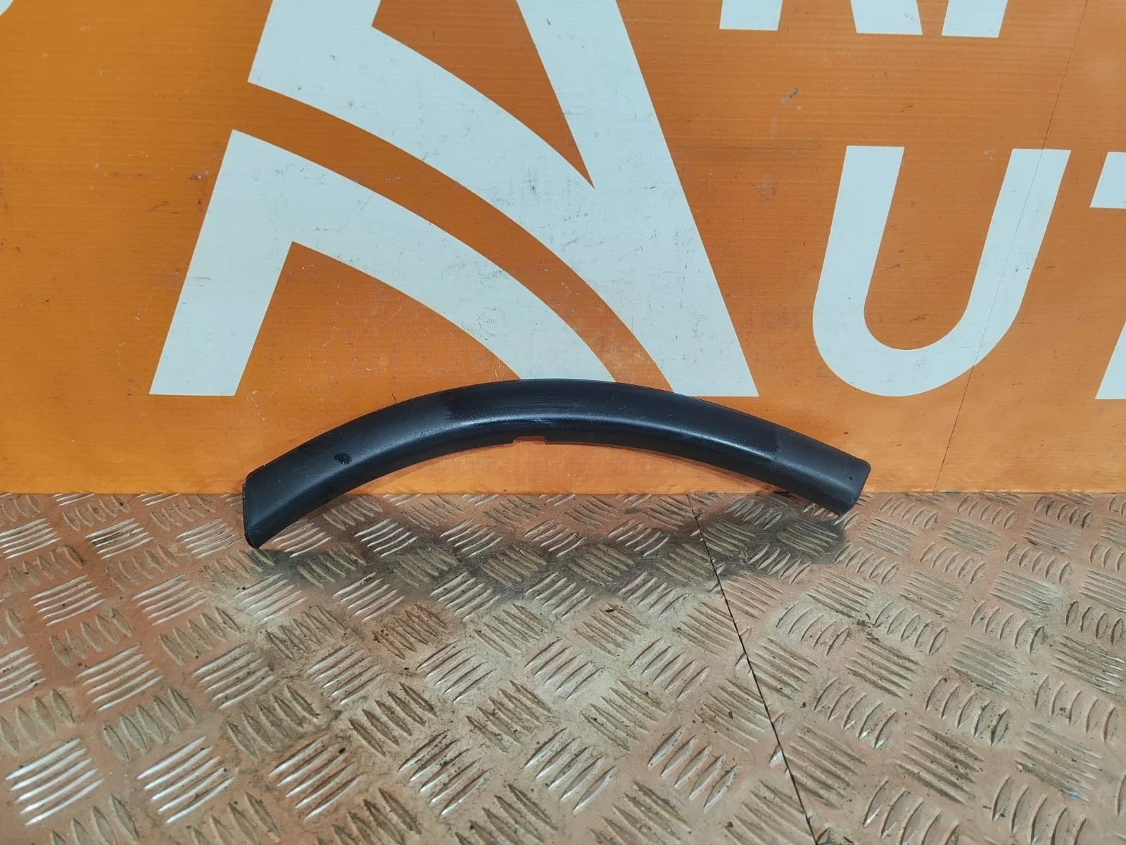 Расширитель бампера Mitsubishi Outlander 2014-2018 3