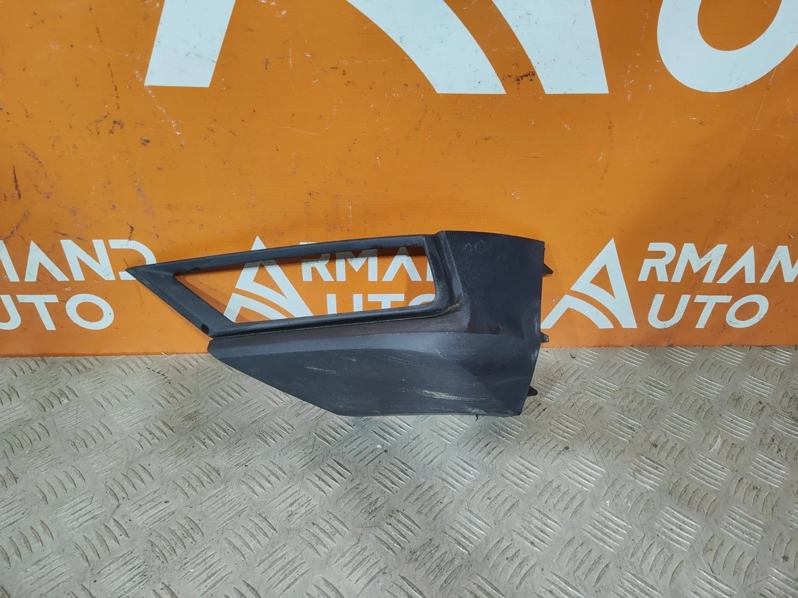 Окантовка птф Volkswagen Tiguan 2016-2020