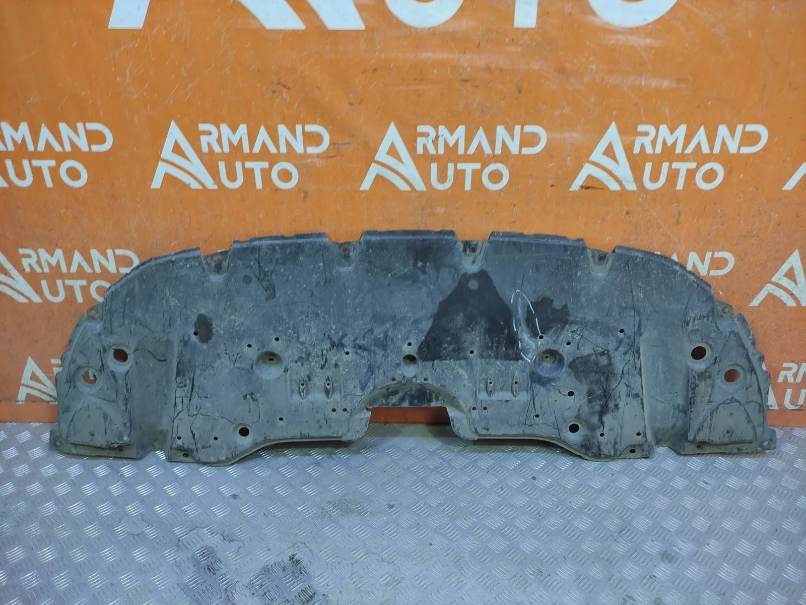 Пыльник бампера Toyota Camry 2020-нв 8 XV70