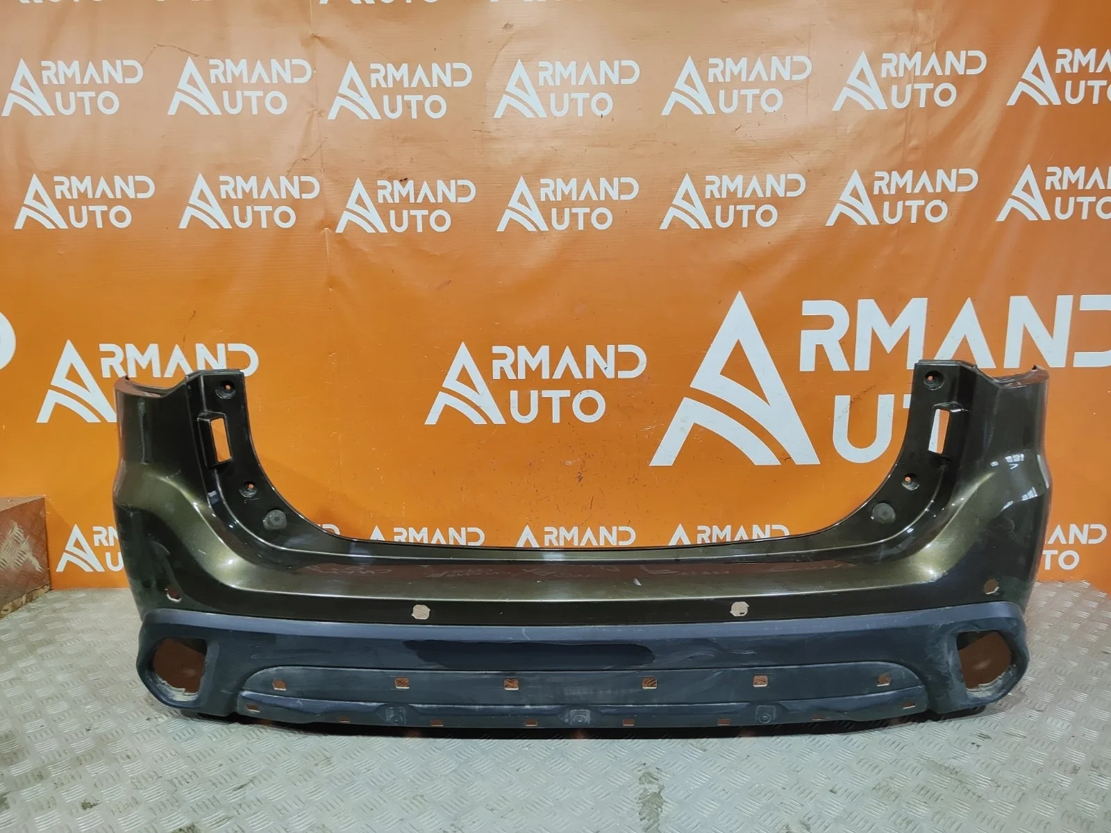 Бампер Mitsubishi Outlander 2018-нв 3