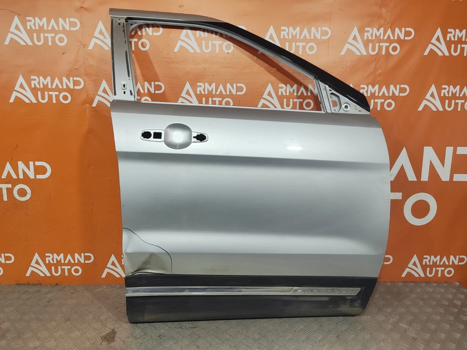 Дверь Ford Explorer 2015-2019 U502