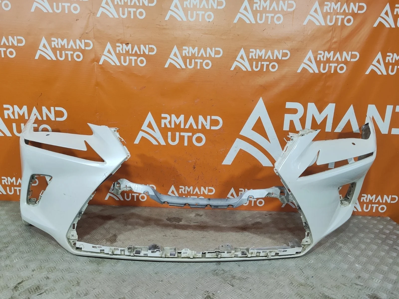 Бампер Lexus NX 2017-2021