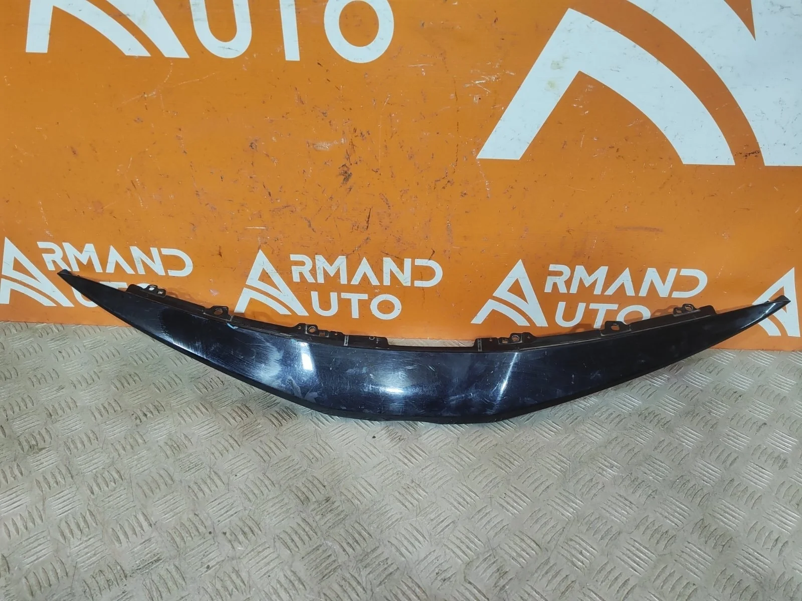 Накладка решетки радиатора Toyota Camry 2020-нв 8 XV70