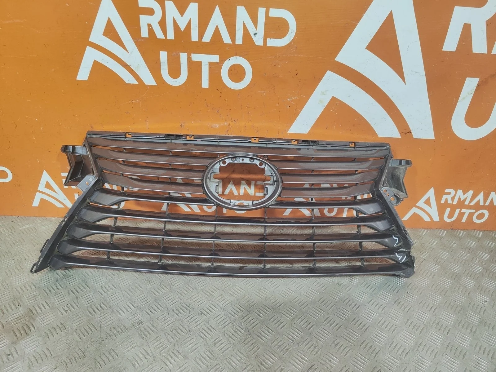 Решетка радиатора Lexus RX 2015-2019 4