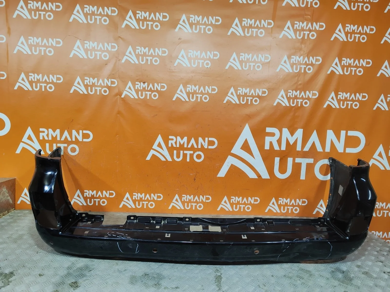 Бампер Toyota Land Cruiser 2015-2021 200