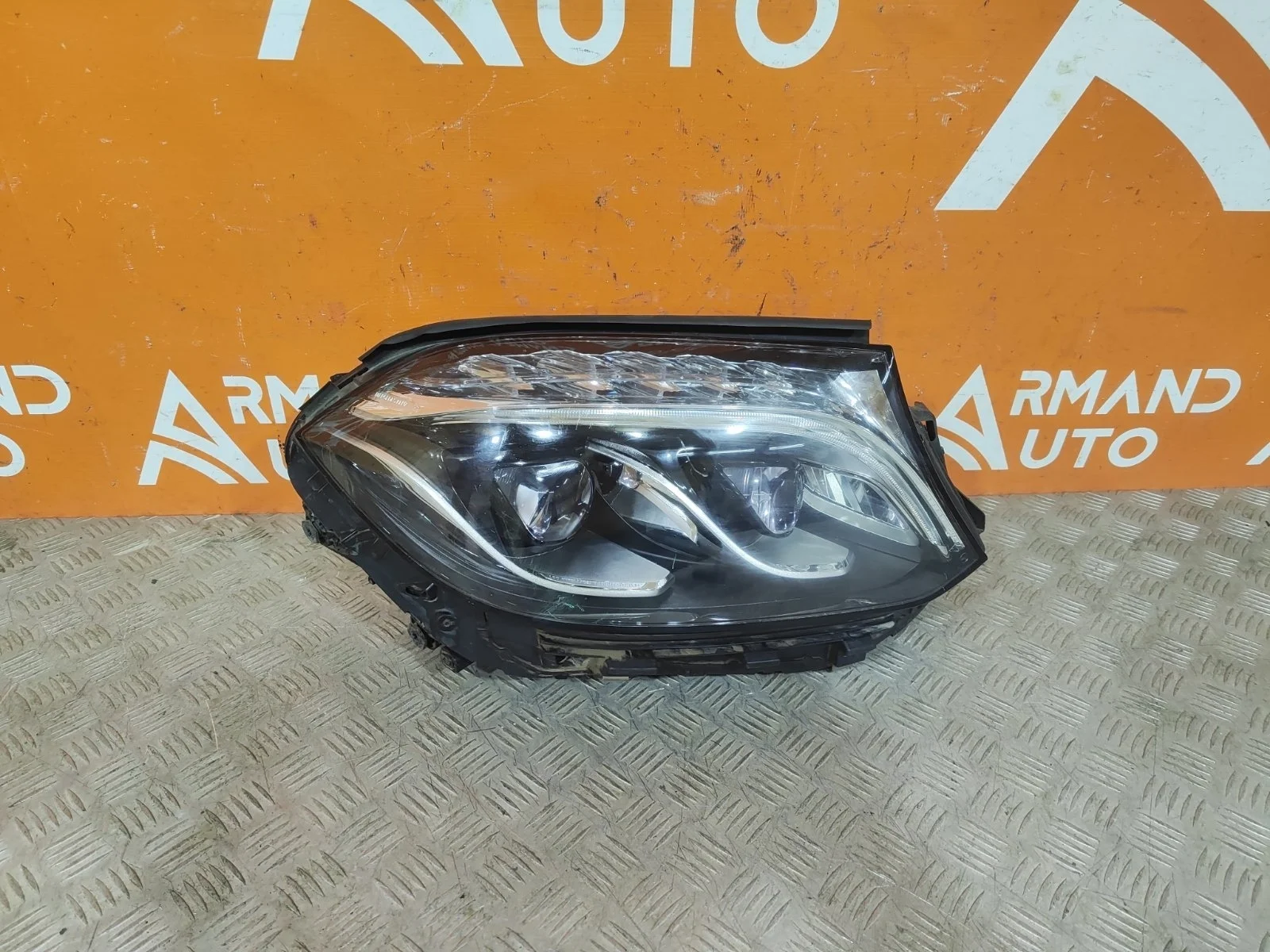 Фара Mercedes GL GLS-Class 2015-2019 X166