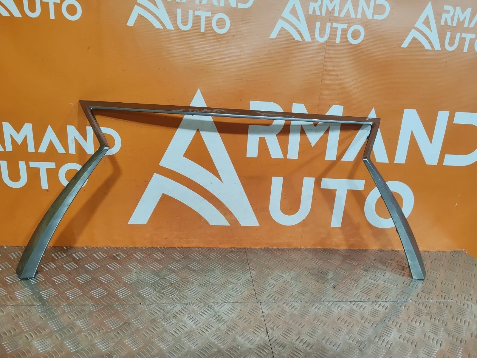 Окантовка решетки радиатора Lexus RX 2015-2019 4