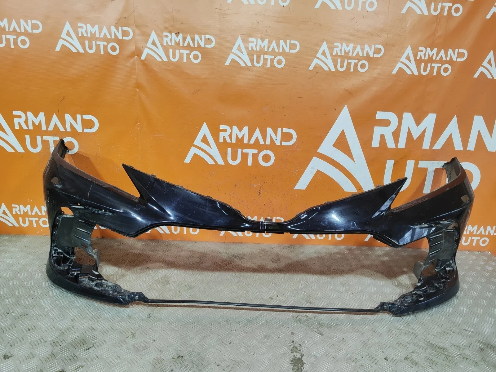 Бампер Toyota Camry 2020-нв 8 XV70