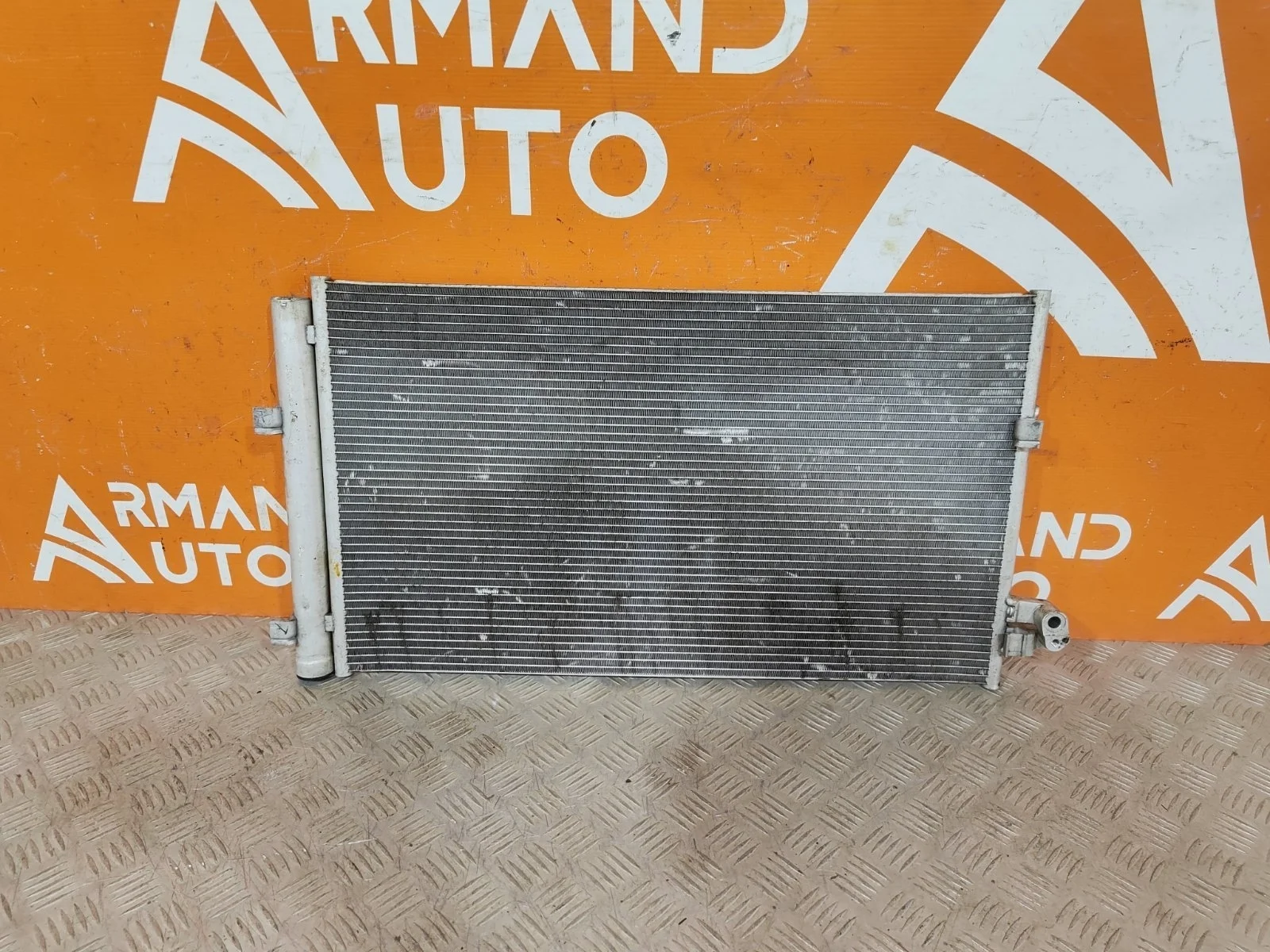 Радиатор кондиционера BMW 5 series 2016-нв G30 G31