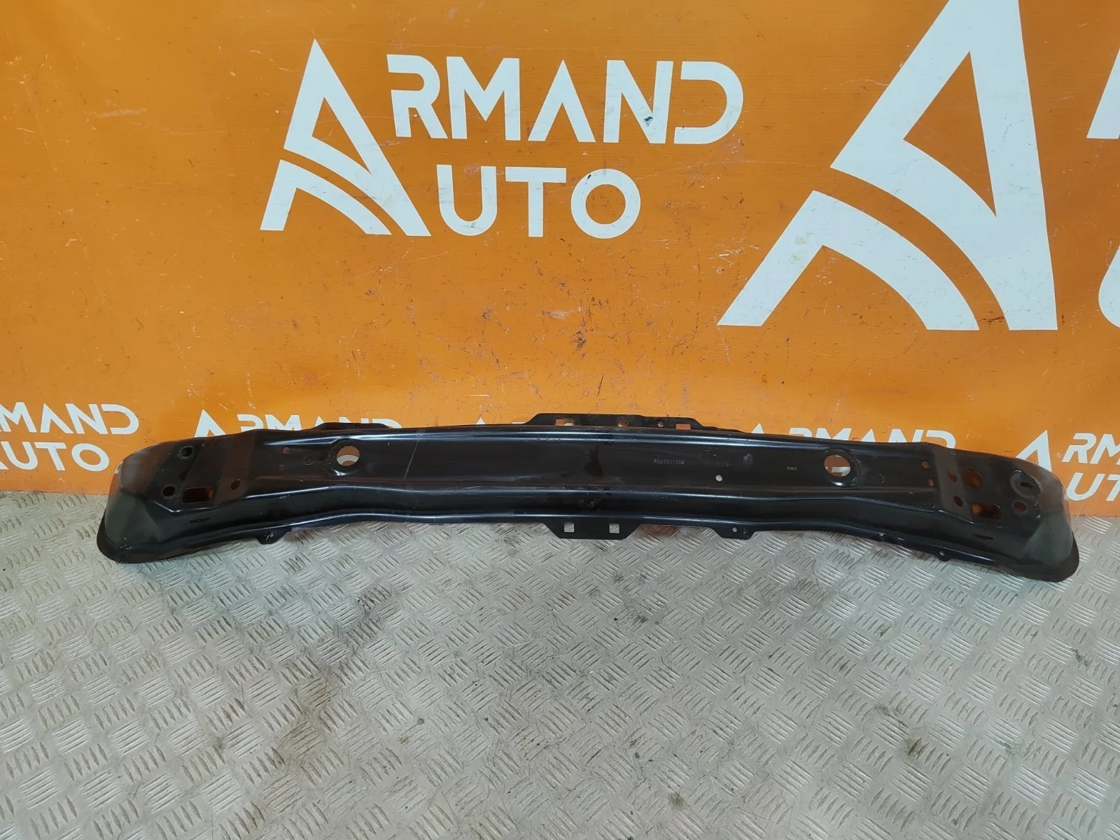 Усилитель бампера Renault Arkana 2019-нв