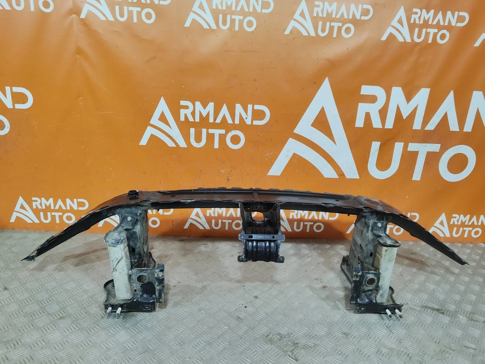 Усилитель бампера Mercedes GLE-Clas 2018-нв V167