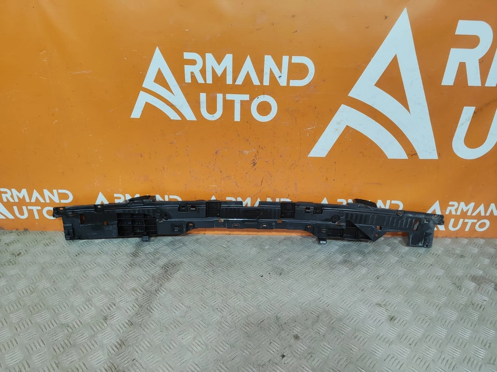 Кронштейн бампера Toyota Land Cruiser 2015-2021 200