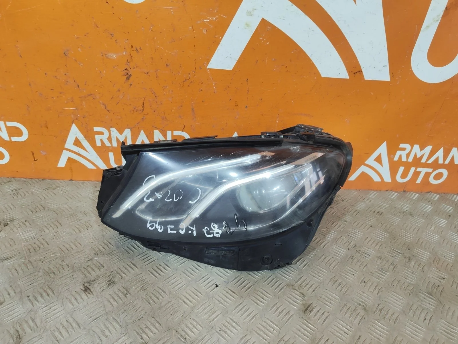 Фара Mercedes -Class 2016-2020 W213, S213, C238
