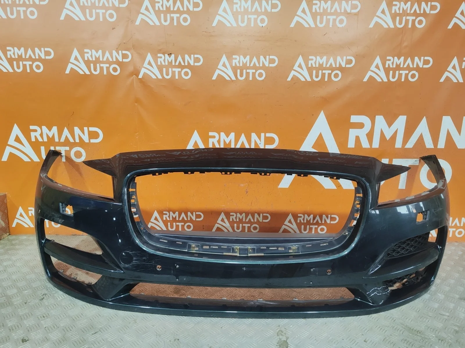 Бампер Jaguar F-PACE 2016-2020