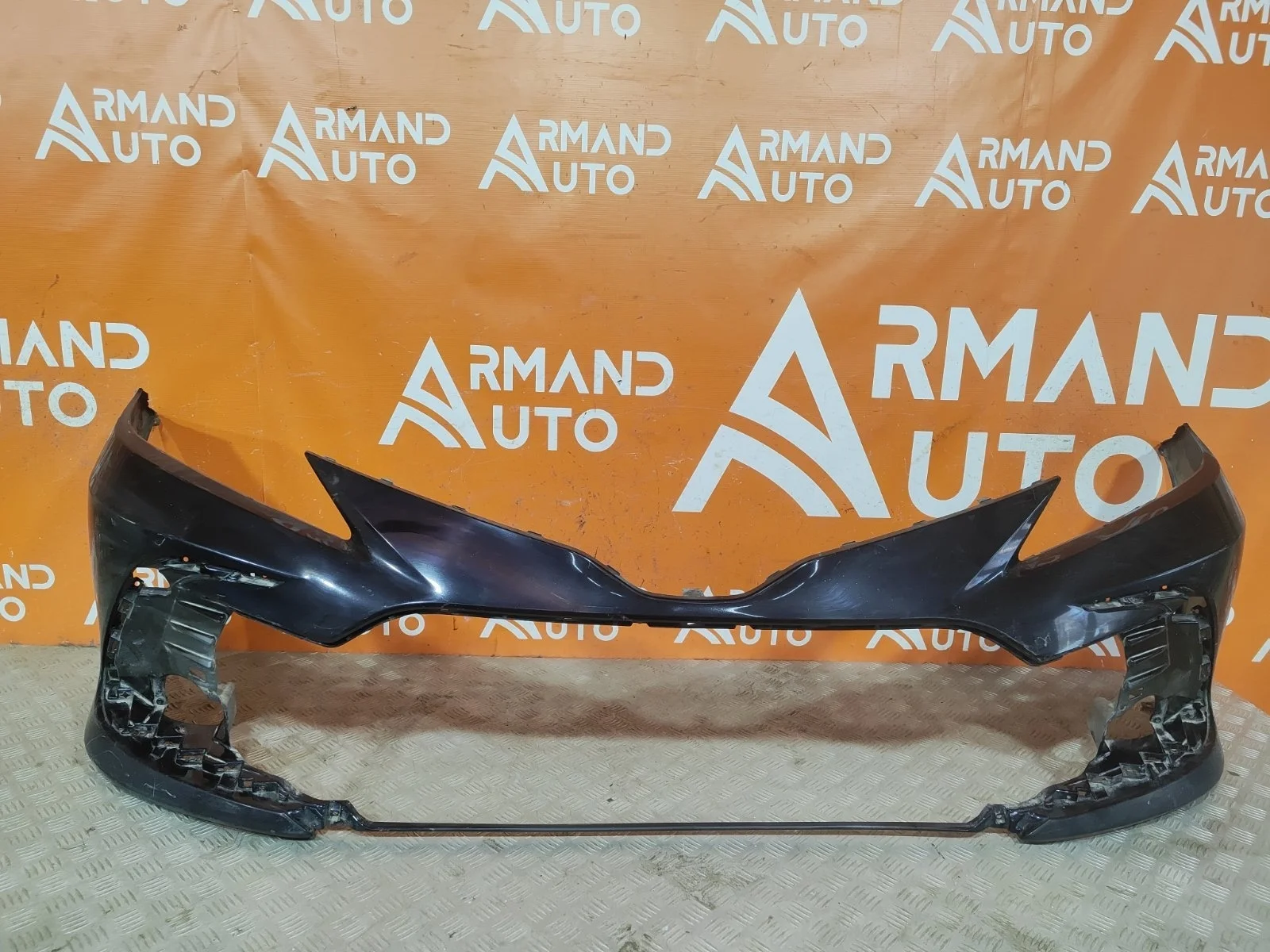 Бампер Toyota Camry 2020-нв 8 XV70
