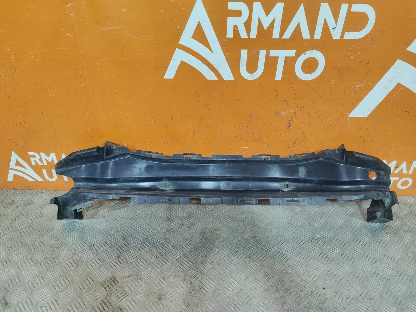 Абсорбер бампера Volvo XC60 2013-2017