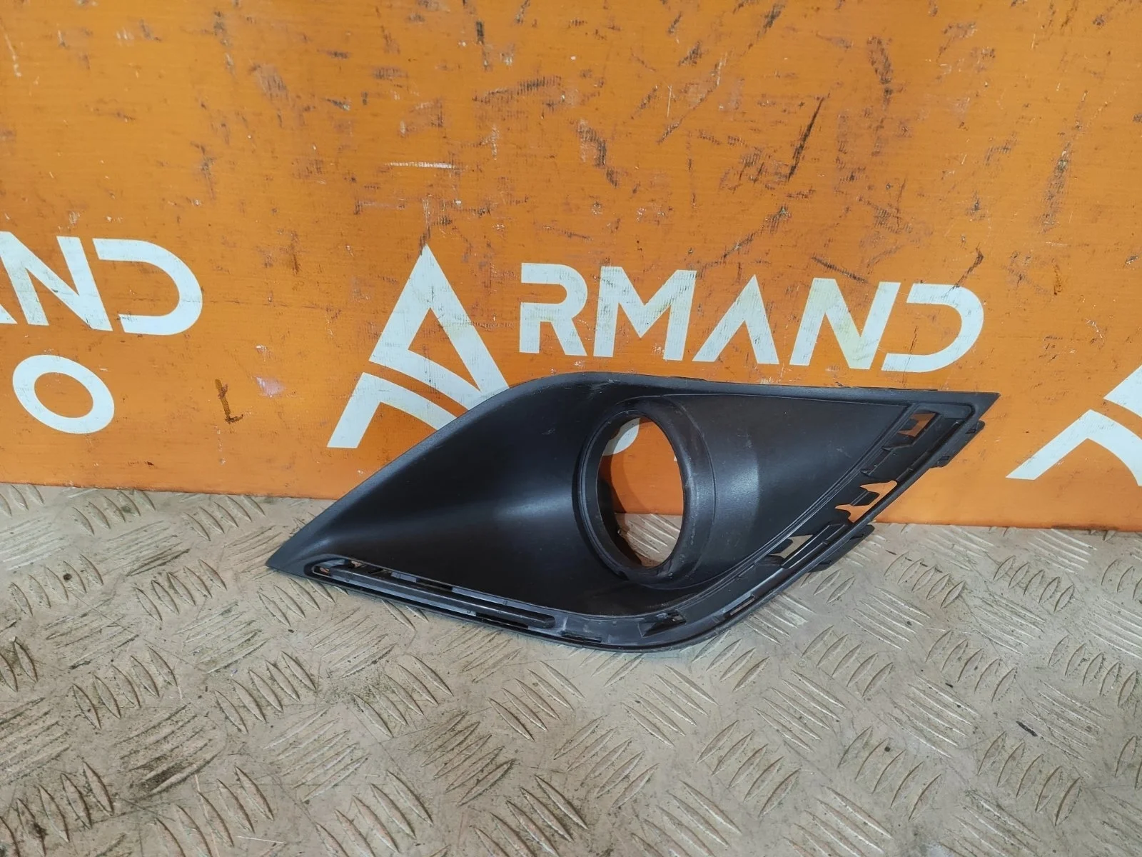 Окантовка птф Mitsubishi Outlander 2015-2018 3