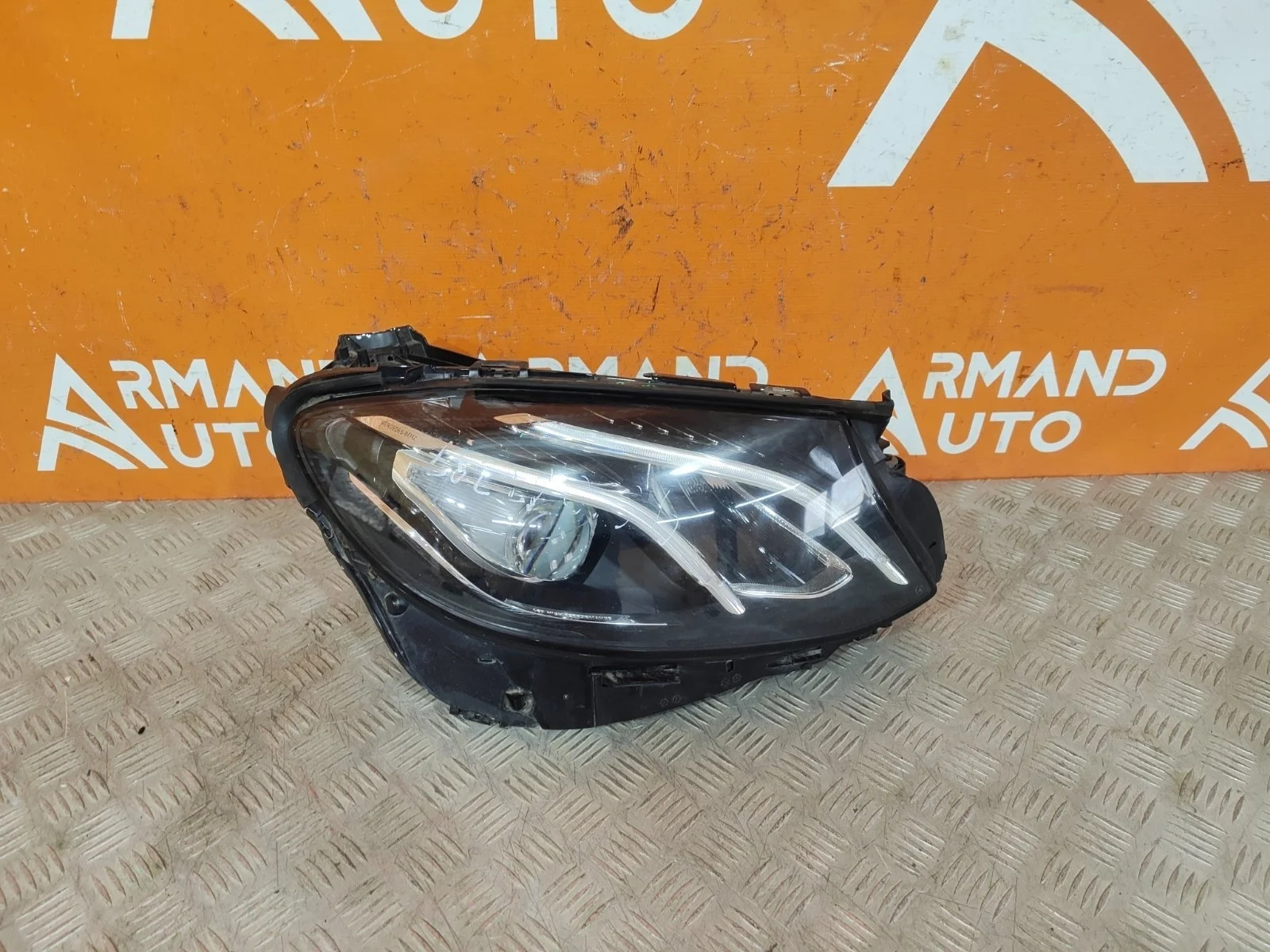 Фара Mercedes -Class 2016-2020 W213, S213, C238