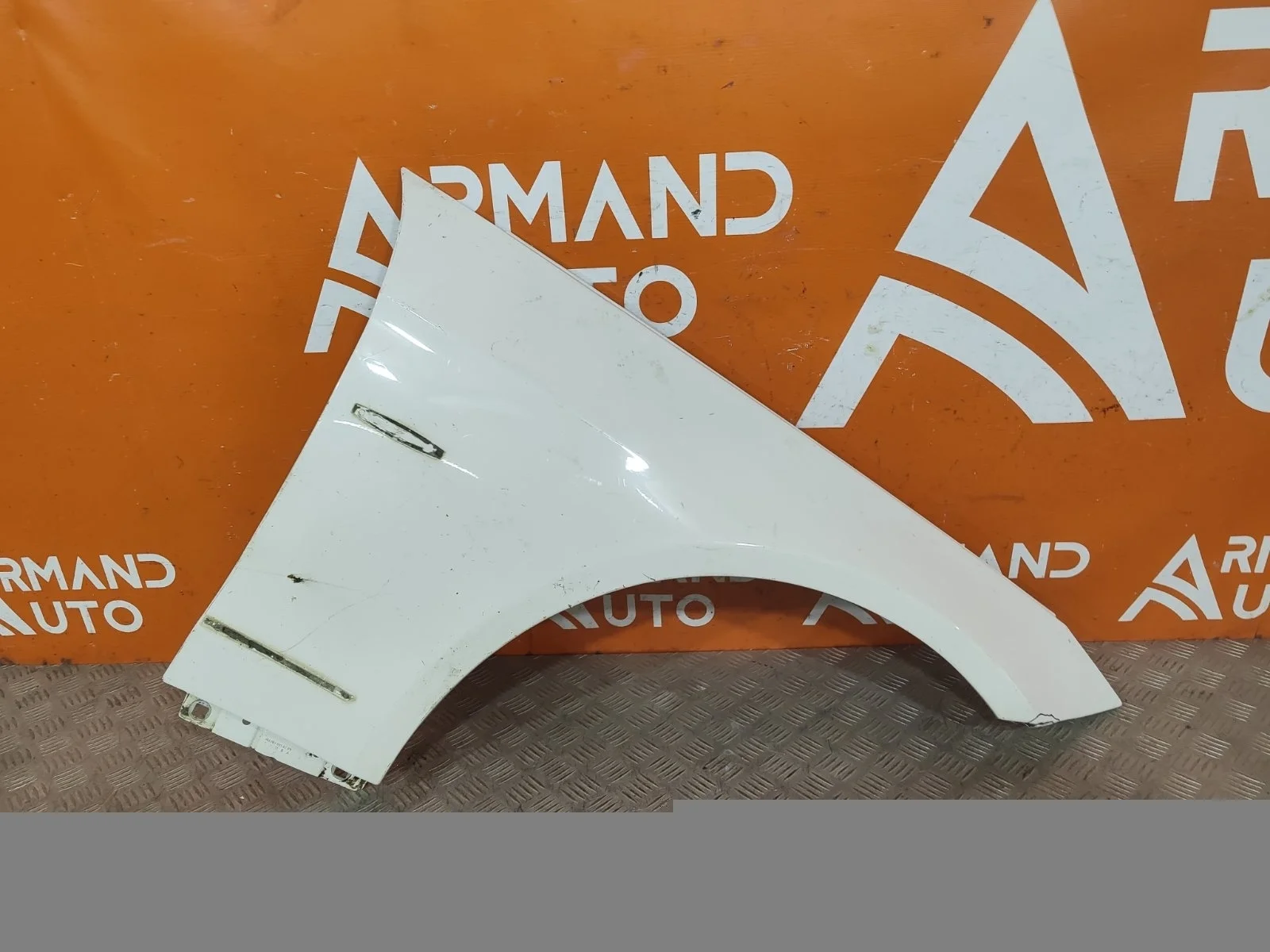 Крыло Mercedes -Class 2009-2016 C207