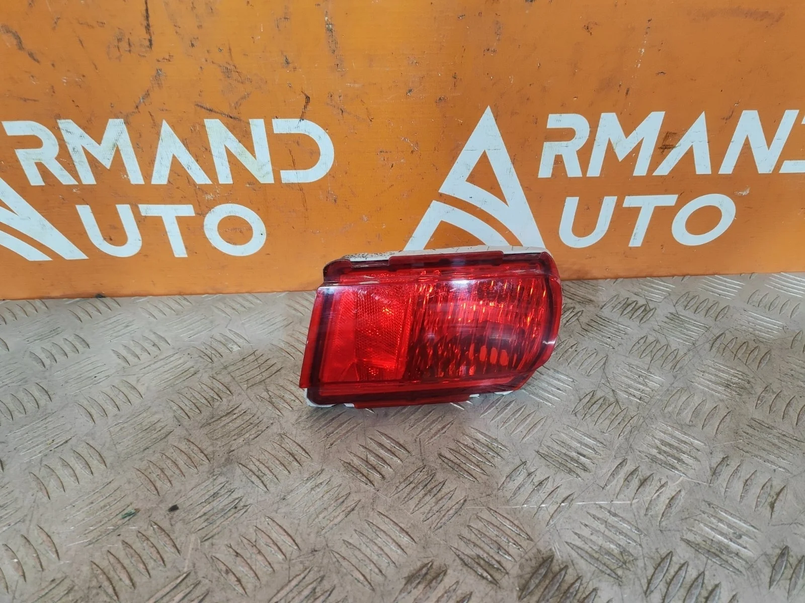 Фонарь противотуманный Toyota Land Cruiser Prado 2009-нв 150