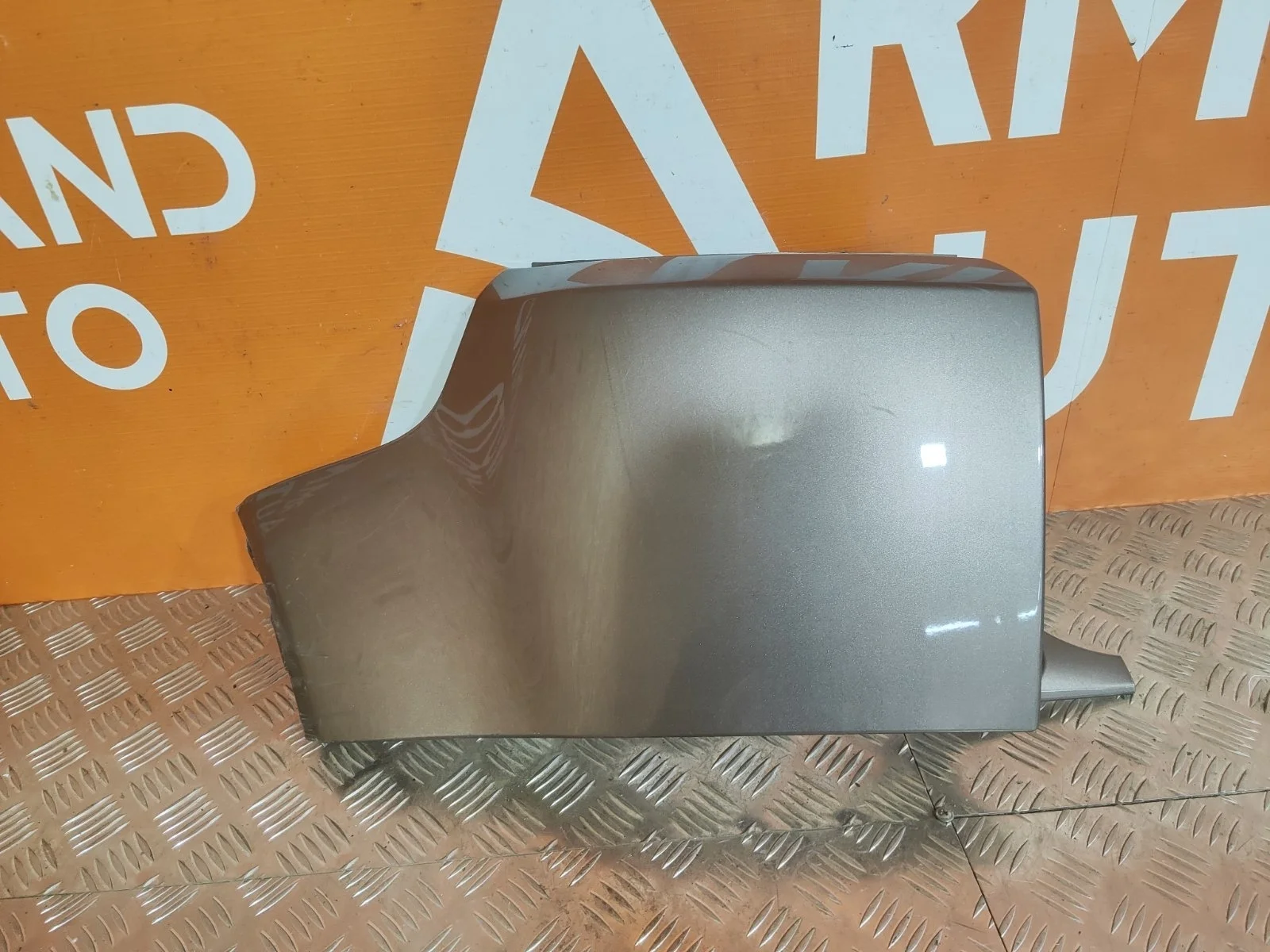 Бампер Land Rover Range Evoque 2011-2018 L538