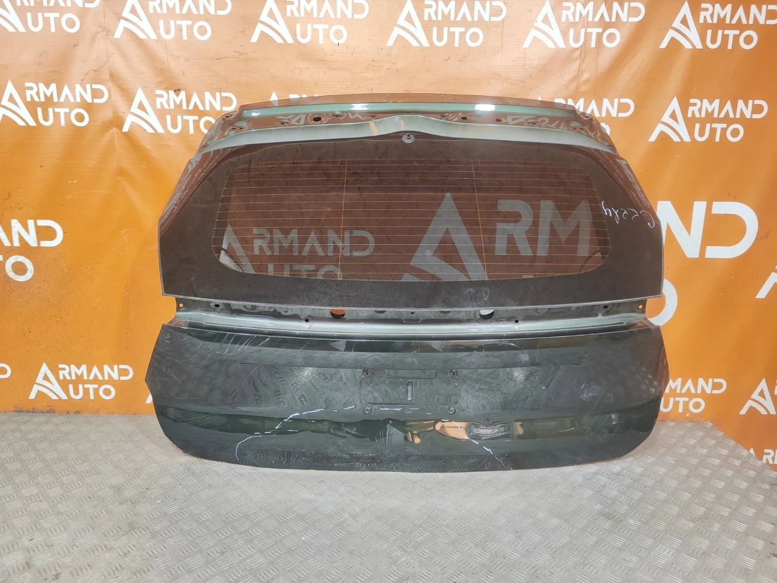 Дверь багажника Geely Atlas 2023-нв FX11