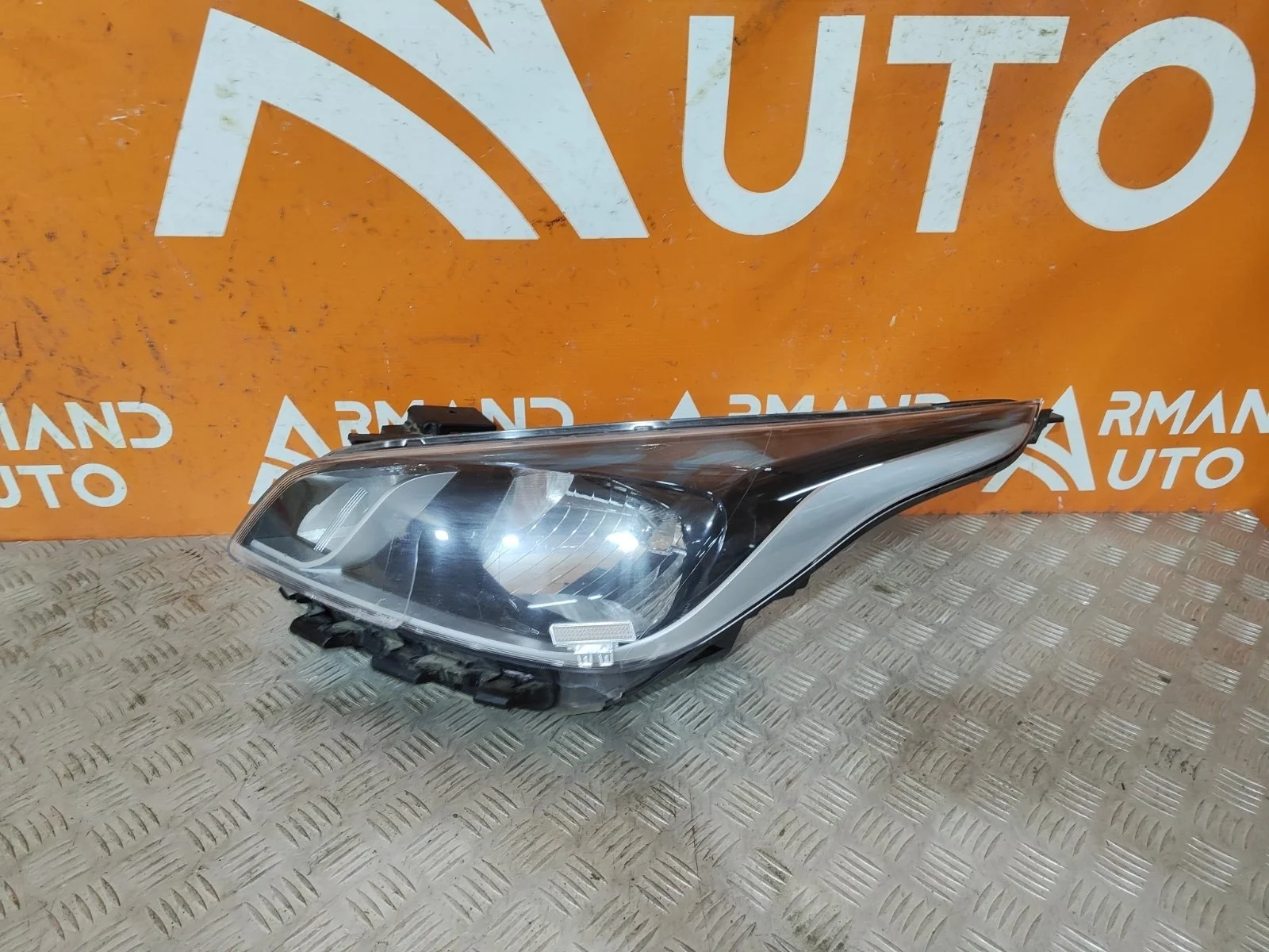 Фара Kia Rio 2017-2020 4 FB