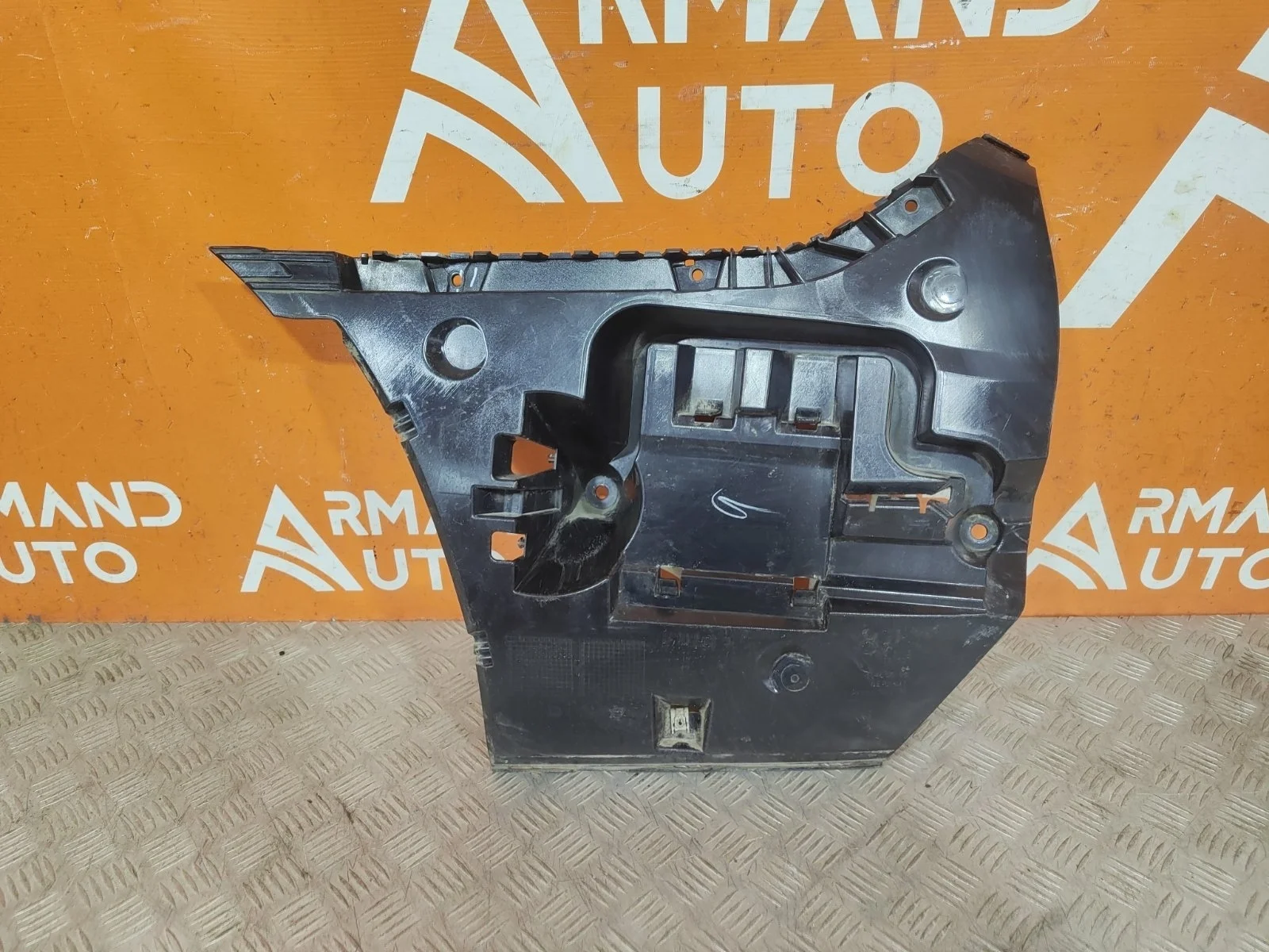 Кронштейн бампера BMW 5 series 2013-2017 F10