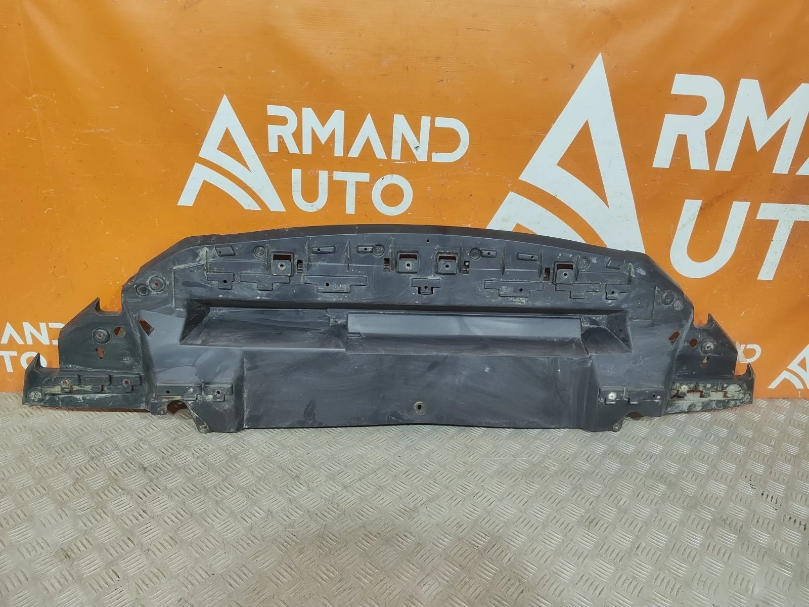 Пыльник бампера Renault Kaptur 2016-нв