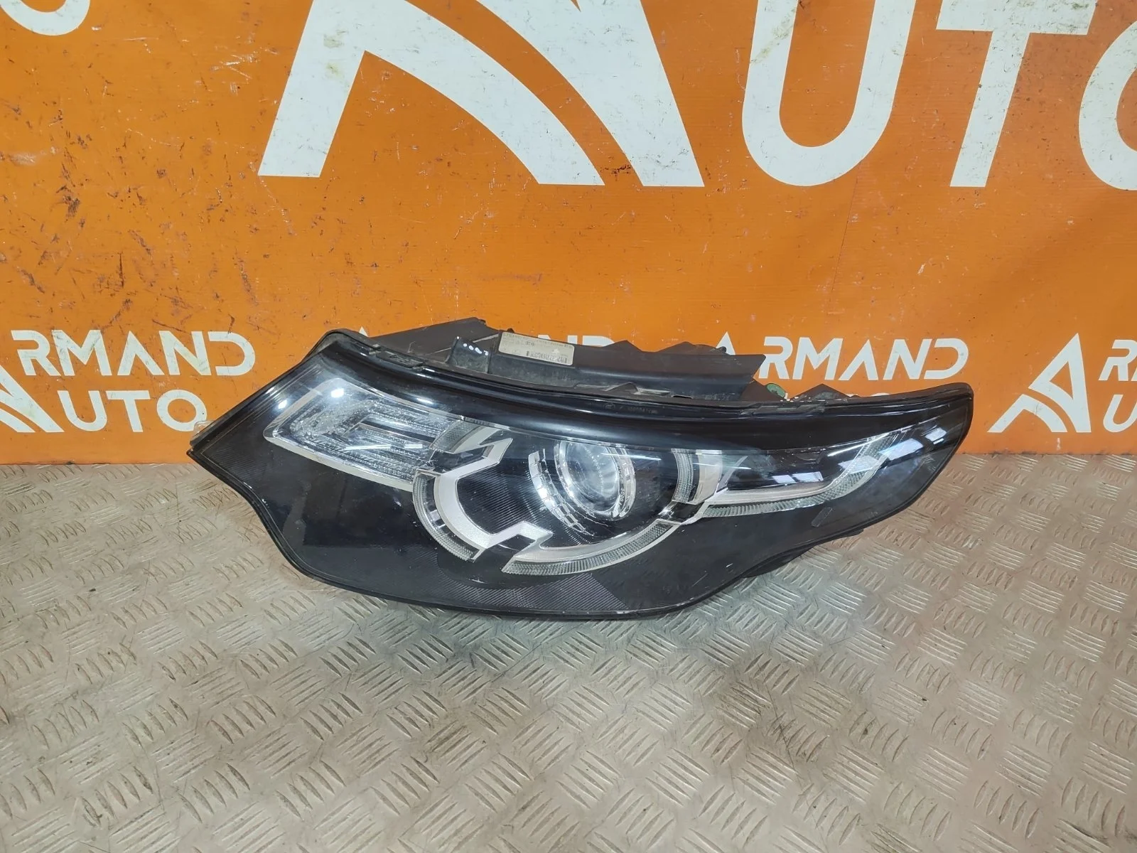 Фара Land Rover Discovery Sport 2014-2019 L550