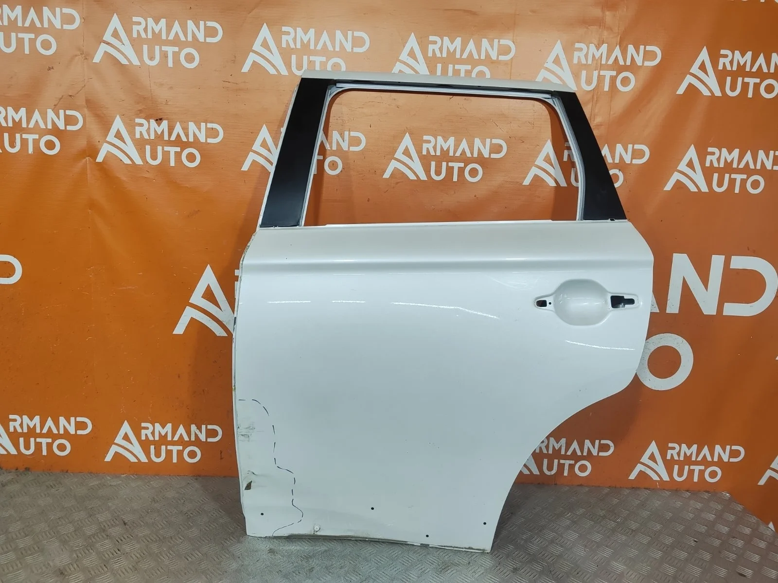 Дверь Mitsubishi Outlander 2015-нв 3