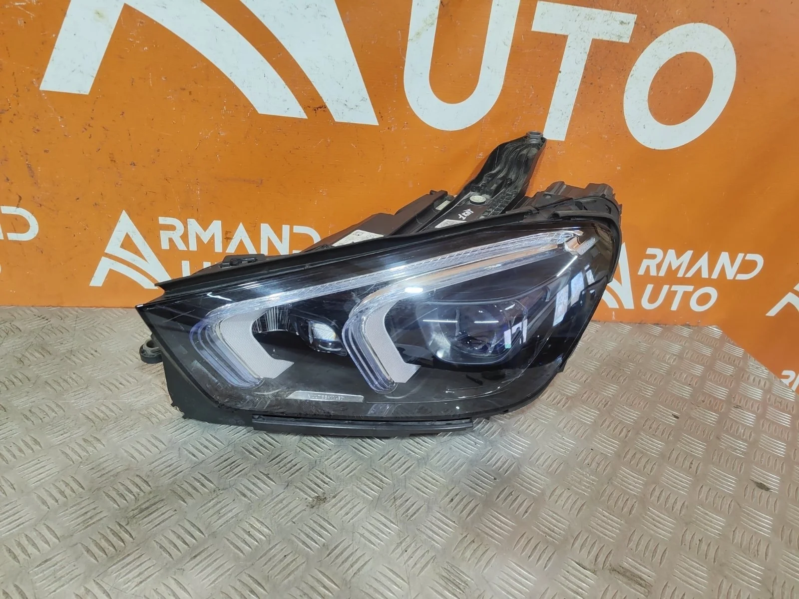 Фара Mercedes GLE-Class 2018-нв V167