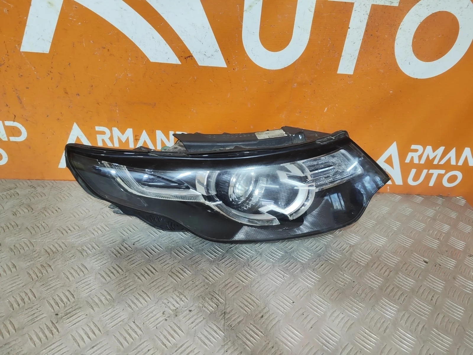 Фара Land Rover Discovery Sport 2014-2019 L550