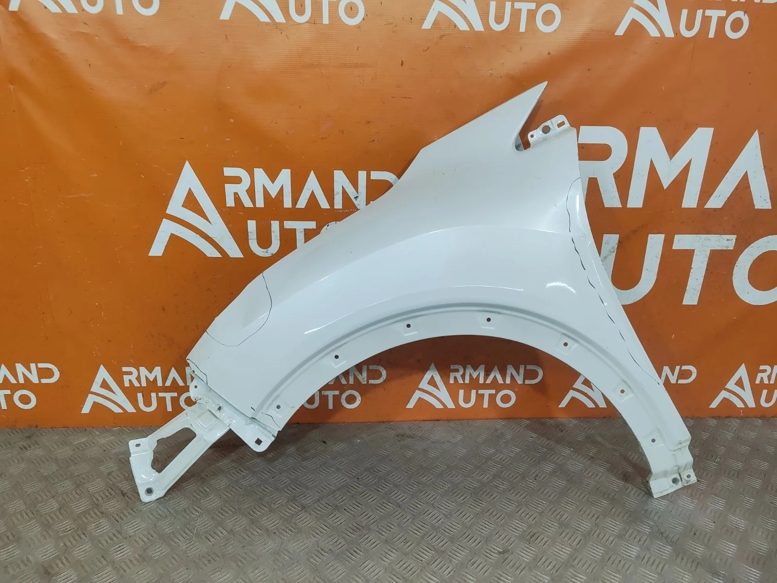 Крыло Mitsubishi Eclipse Cross 2017-2020