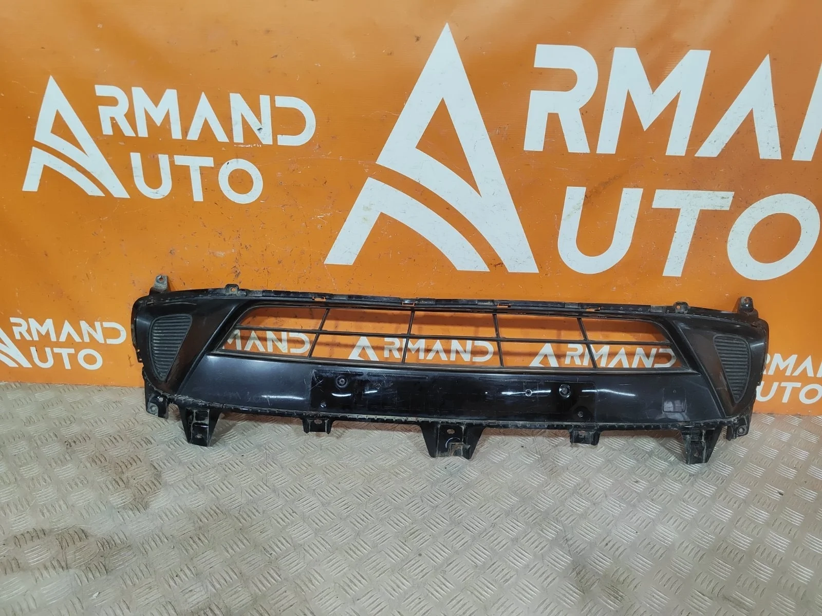 Решетка бампера Kia Sorento 2017-2020 3 Prime UM