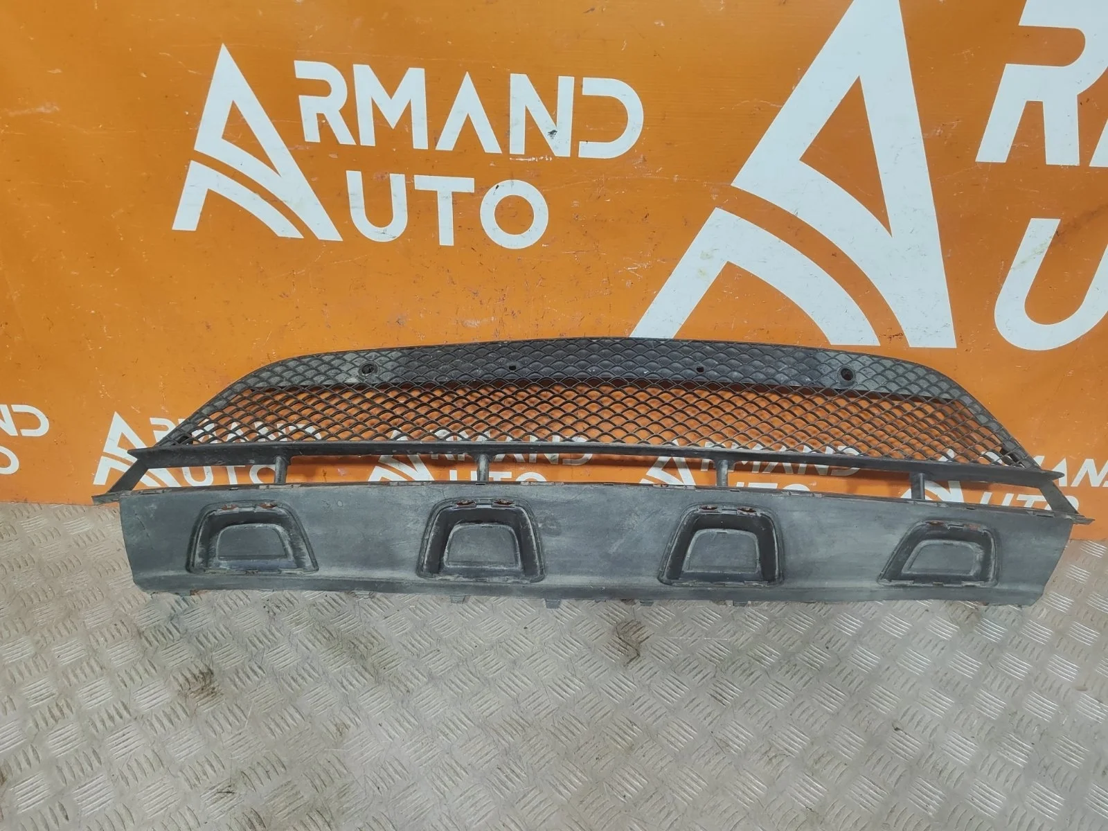 Решетка бампера Mercedes GLC-Class 2015-2019 X253