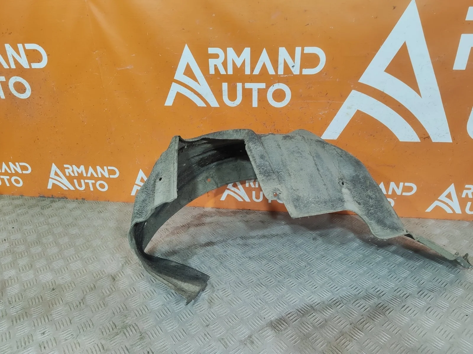 Подкрылок Toyota Camry 2017-нв 8 XV70