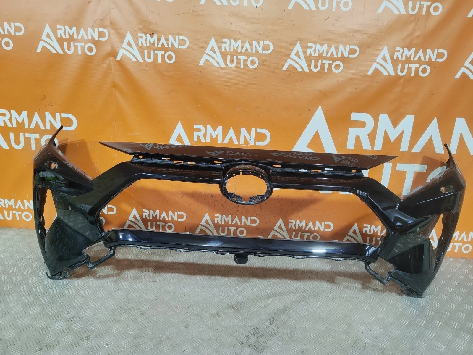 Бампер Toyota RAV4 2018-нв 5 XA50